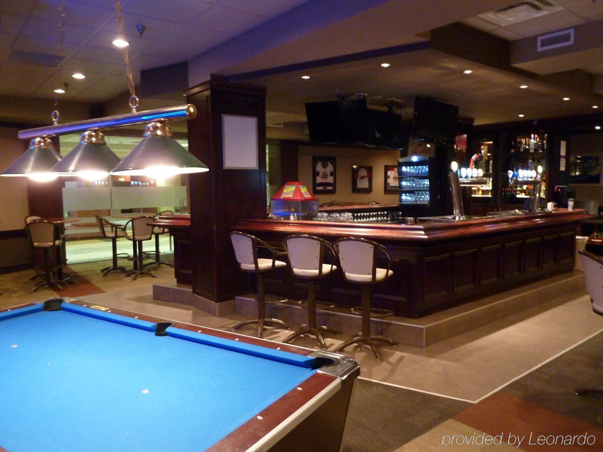 Viscount Gort Hotel, Banquet & Conference Centre ウィニペグ エクステリア 写真