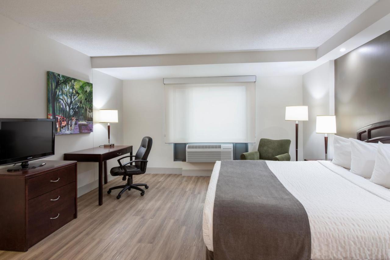Viscount Gort Hotel, Banquet & Conference Centre ウィニペグ エクステリア 写真